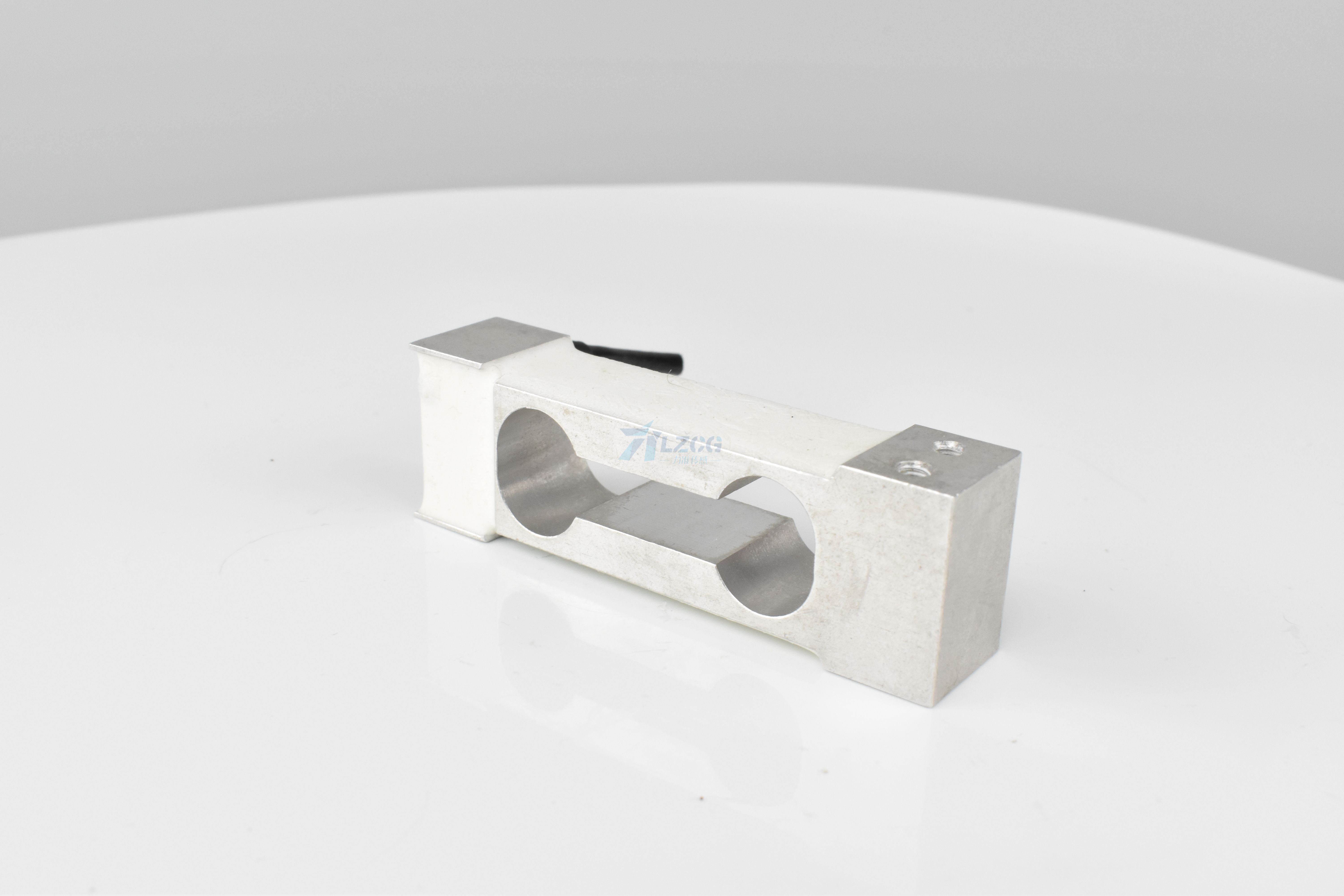 傳感器制造企業(yè)開發(fā)制造石英動態(tài)稱重傳感器(圖1) DSC_0567.JPG